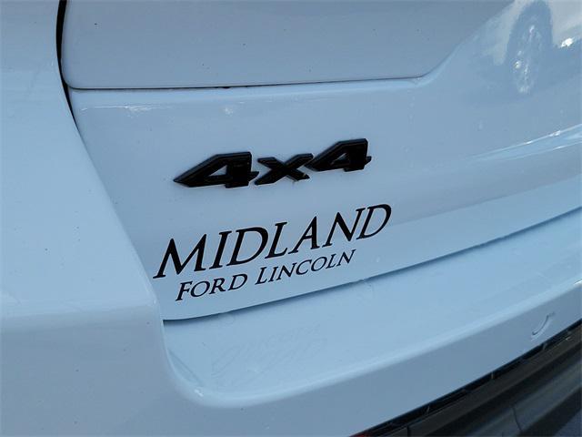 used 2024 Jeep Grand Cherokee car, priced at $35,900