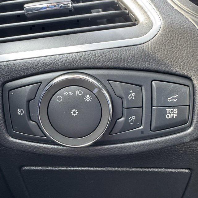 used 2022 Ford Edge car, priced at $25,900