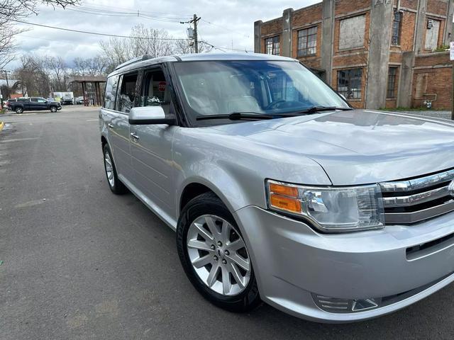 used 2009 Ford Flex car, priced at $8,350