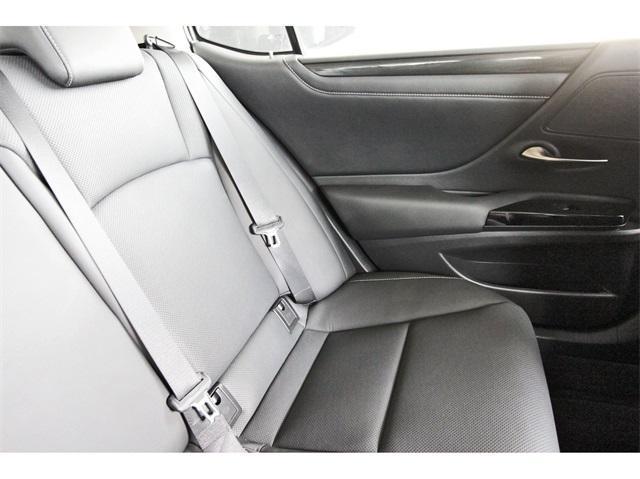 used 2022 Lexus ES 350 car, priced at $34,741