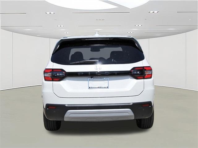 new 2025 Honda Pilot car, priced at $45,405