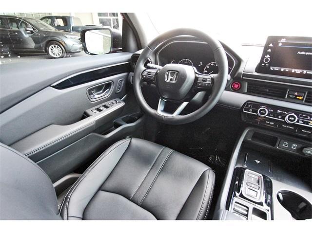 new 2025 Honda Pilot car, priced at $43,536