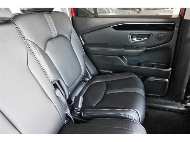 new 2025 Honda Pilot car, priced at $43,536
