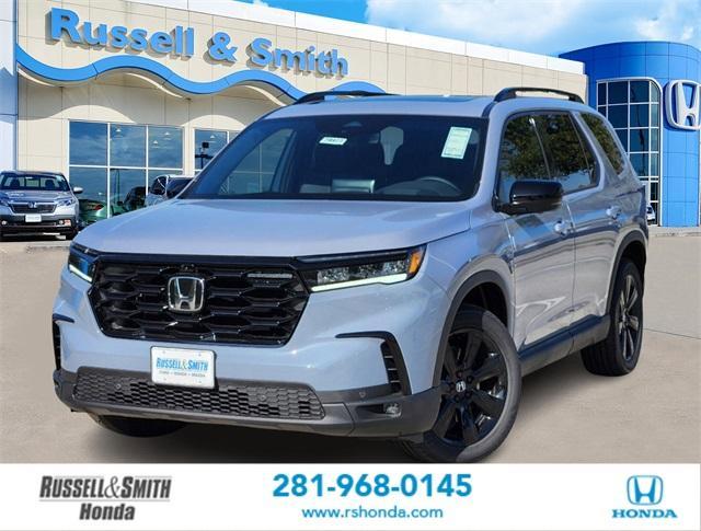 new 2025 Honda Pilot car, priced at $52,076