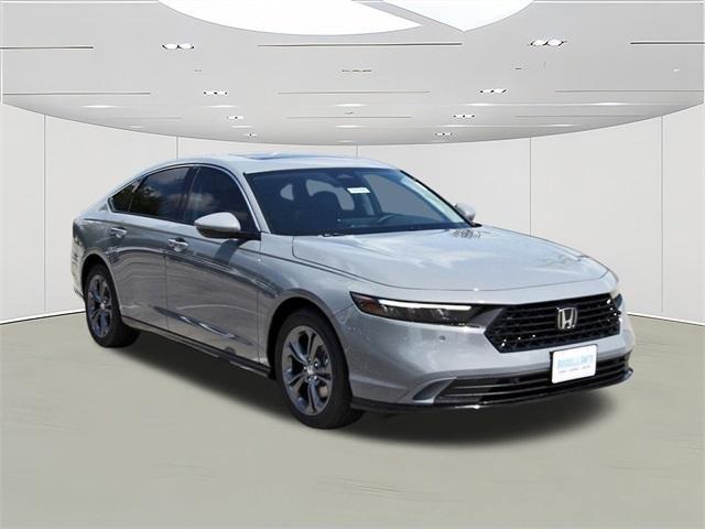 new 2025 Honda Accord Hybrid car, priced at $35,083