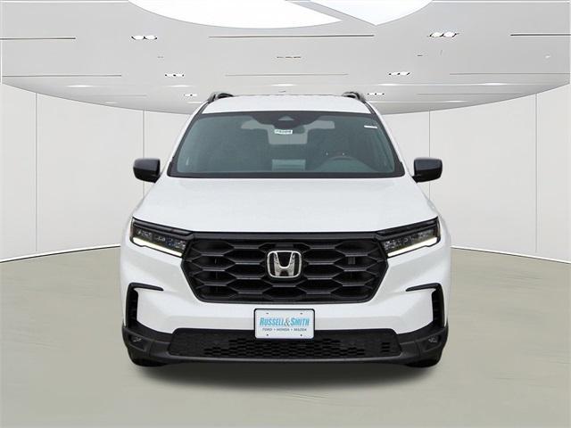 new 2025 Honda Pilot car, priced at $44,150