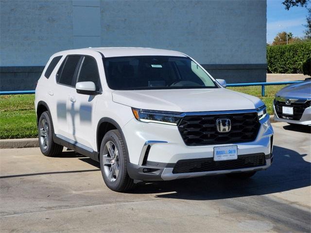 new 2025 Honda Pilot car, priced at $45,416