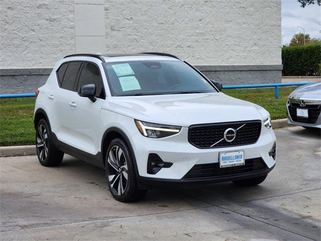 used 2023 Volvo XC40 car, priced at $32,790