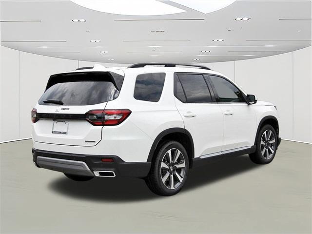 new 2025 Honda Pilot car, priced at $49,405