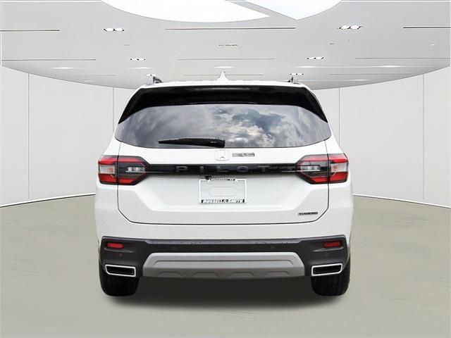 new 2025 Honda Pilot car, priced at $49,405