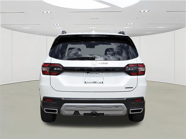 new 2025 Honda Pilot car, priced at $50,395