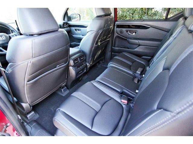 new 2025 Honda Pilot car, priced at $52,495