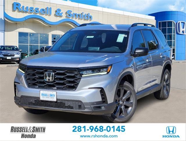 new 2025 Honda Pilot car, priced at $39,856