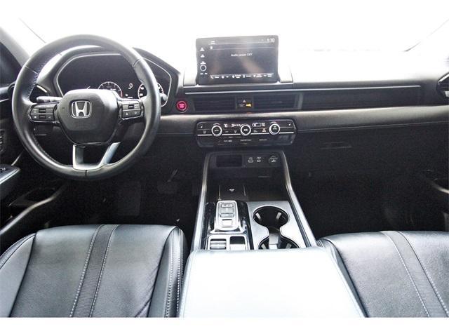 used 2023 Honda Pilot car, priced at $35,998