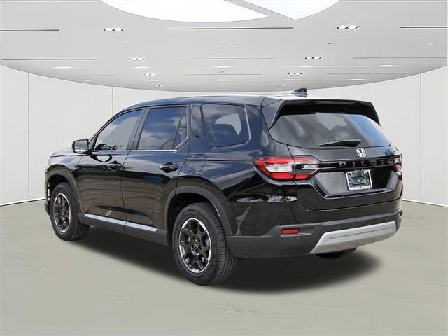 new 2025 Honda Pilot car, priced at $46,850