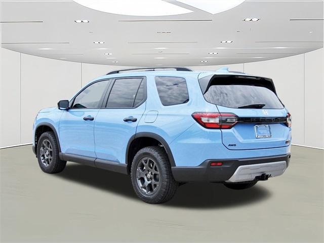 new 2025 Honda Pilot car, priced at $49,253