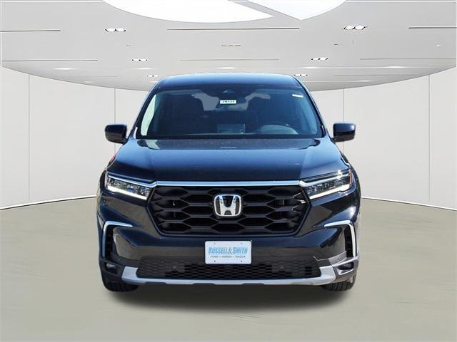 new 2025 Honda Pilot car, priced at $46,850