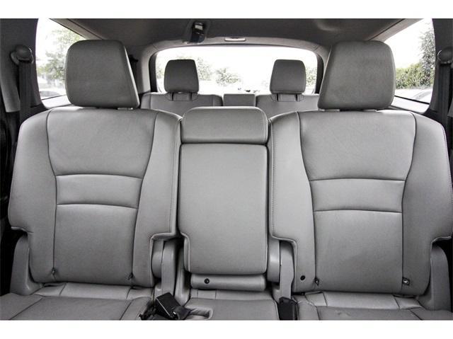 used 2017 Honda Pilot car, priced at $13,498