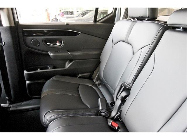 new 2025 Honda Pilot car, priced at $49,132
