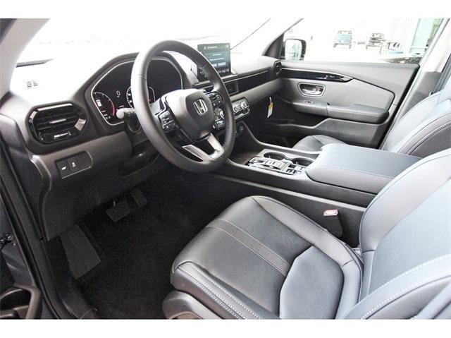 new 2025 Honda Pilot car, priced at $47,050