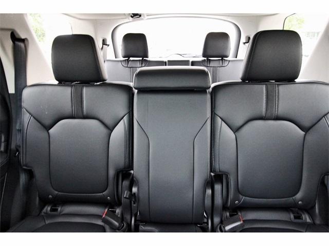 new 2025 Honda Pilot car, priced at $47,050