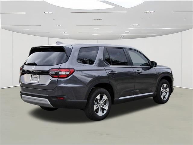 new 2025 Honda Pilot car, priced at $47,050