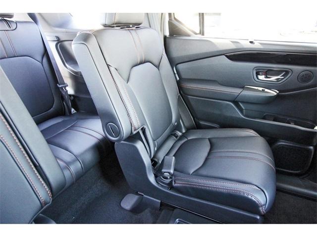 new 2025 Honda Pilot car, priced at $50,850