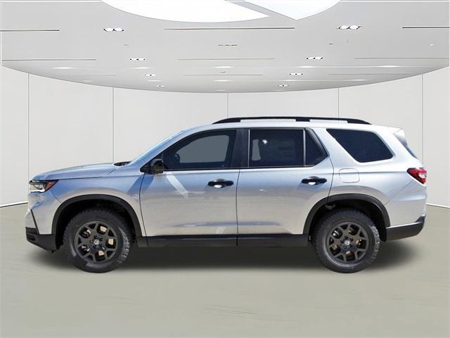 new 2025 Honda Pilot car, priced at $50,850