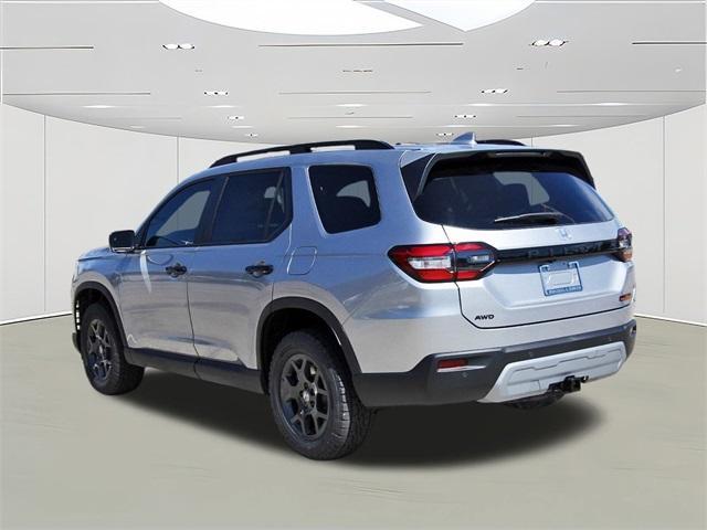 new 2025 Honda Pilot car, priced at $50,850