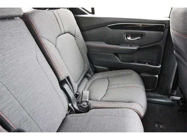 new 2025 Honda Pilot car, priced at $39,984