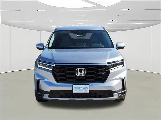 new 2025 Honda Pilot car, priced at $44,950