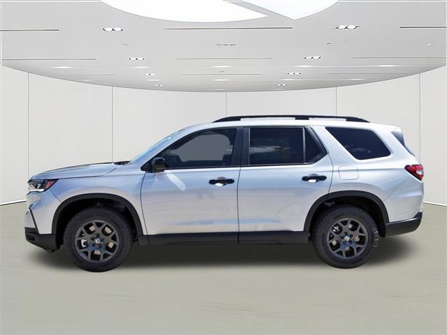 new 2025 Honda Pilot car, priced at $50,850
