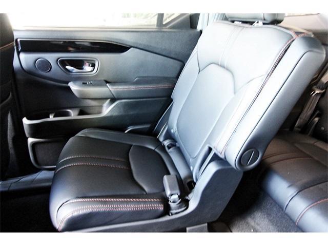 new 2025 Honda Pilot car, priced at $50,850
