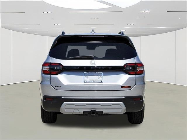 new 2025 Honda Pilot car, priced at $50,850