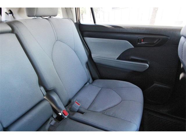 used 2023 Toyota Highlander car, priced at $32,886