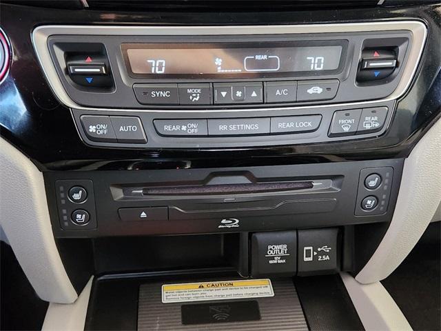 used 2020 Honda Pilot car, priced at $27,128