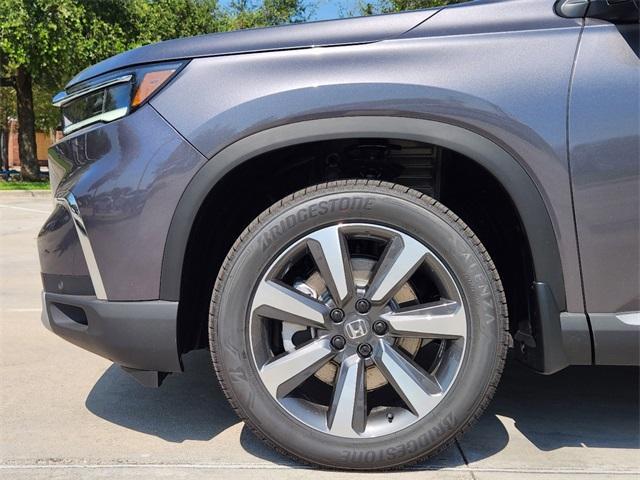 new 2025 Honda Pilot car, priced at $47,049