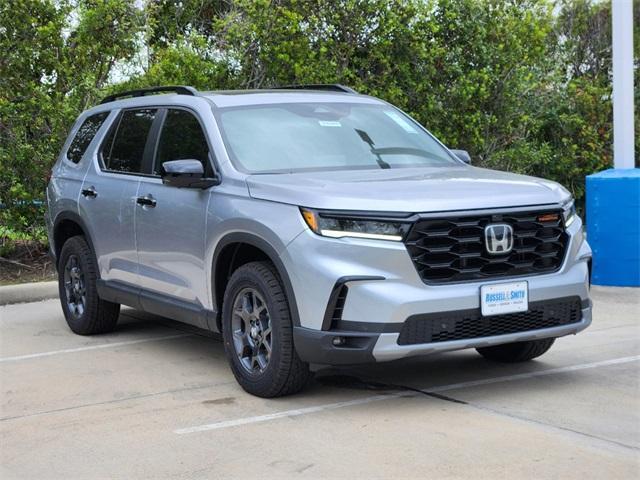 new 2025 Honda Pilot car, priced at $48,495