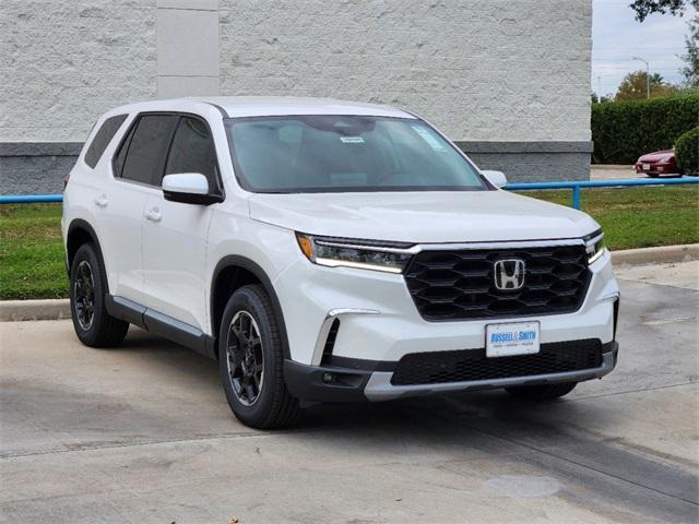 new 2025 Honda Pilot car, priced at $46,208