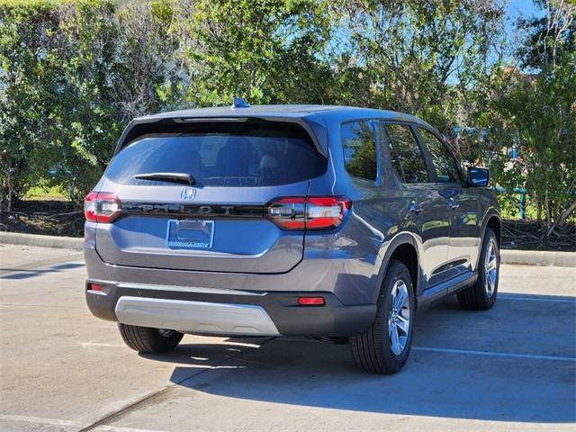 new 2025 Honda Pilot car, priced at $42,348