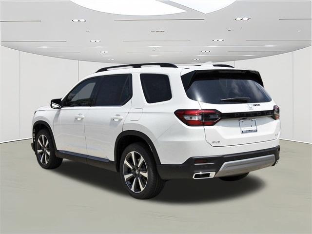new 2025 Honda Pilot car, priced at $53,885