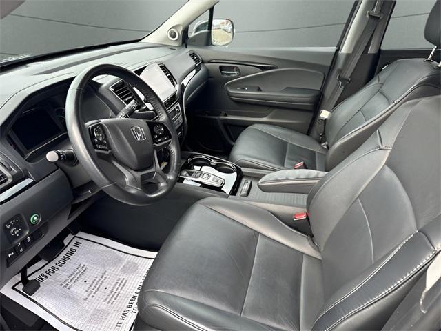 used 2022 Honda Pilot car, priced at $35,276