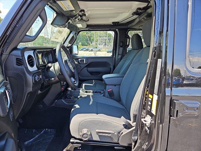 new 2025 Jeep Gladiator car, priced at $48,927
