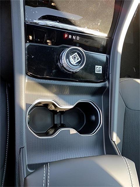 new 2025 Jeep Grand Cherokee car, priced at $33,073