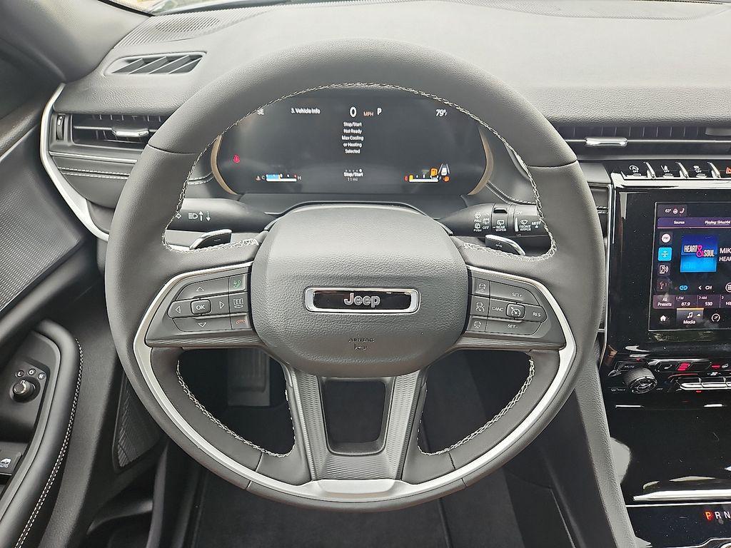 new 2025 Jeep Grand Cherokee car, priced at $34,492