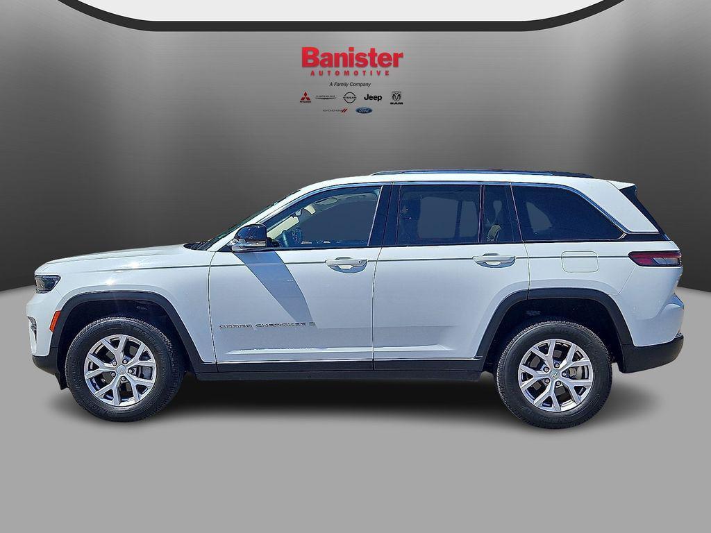 used 2022 Jeep Grand Cherokee car, priced at $30,865