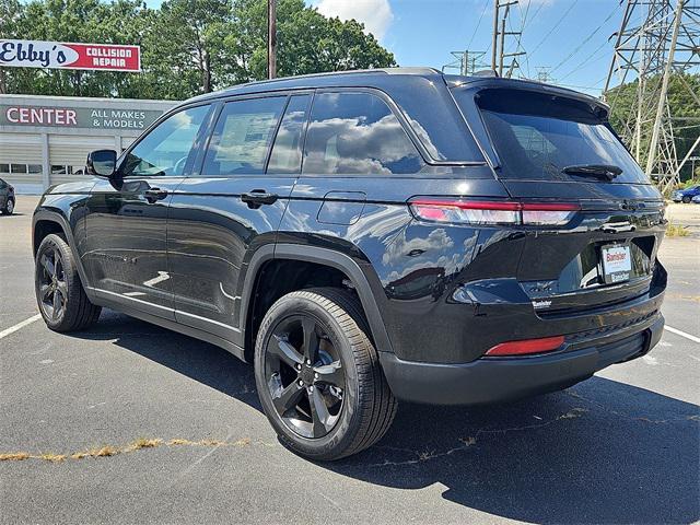 new 2025 Jeep Grand Cherokee car, priced at $39,703