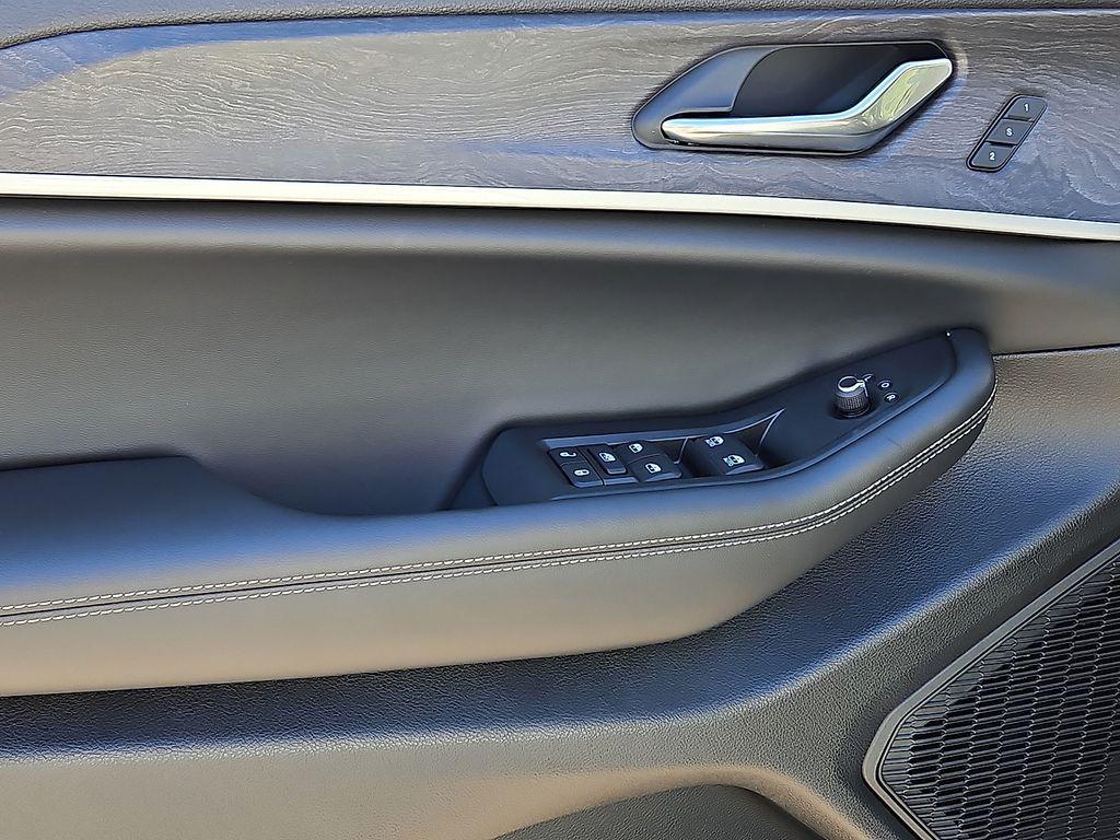 new 2025 Jeep Grand Cherokee car, priced at $40,630