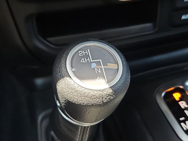 new 2025 Jeep Gladiator car, priced at $42,596