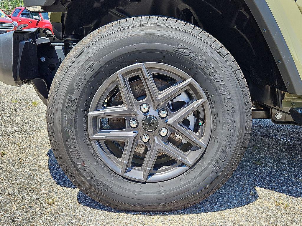 new 2025 Jeep Gladiator car, priced at $41,641